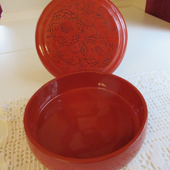 Authentic Japanese hand painted Lacquer Box with lid - Picture 5 of 9